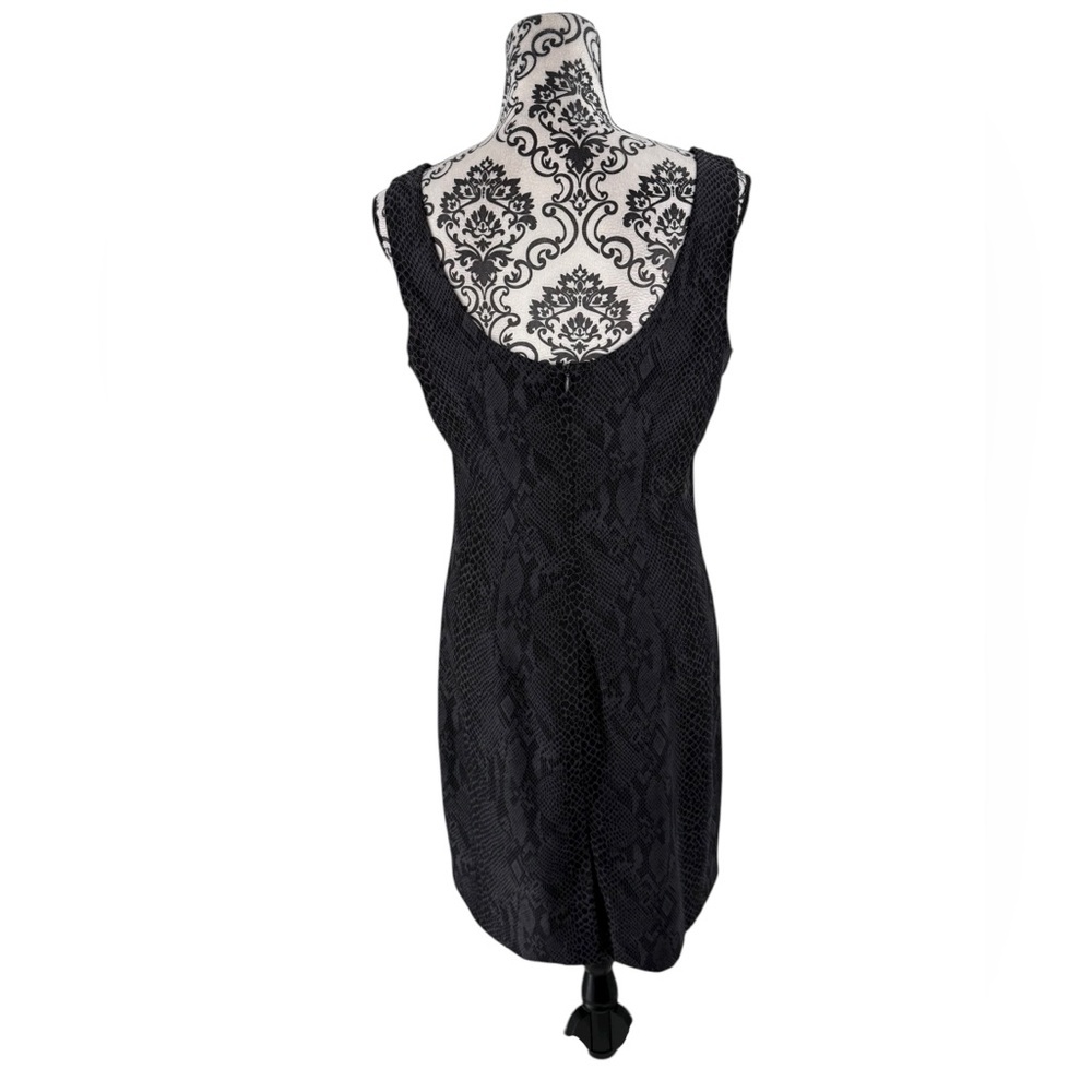 Joseph Ribkoff Black Snakeskin Textured Sheath Dress 10 | Vintage Bodycon Midi - Picture 9 of 15